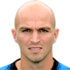 Esteban Cambiasso 85