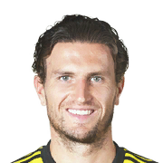 Daryl Janmaat 77